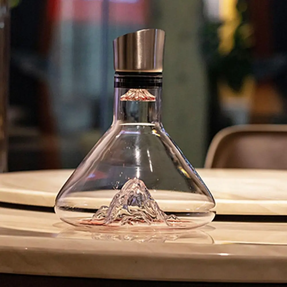 Aurea Pour - hand-blown crystal decanter - 1.5L